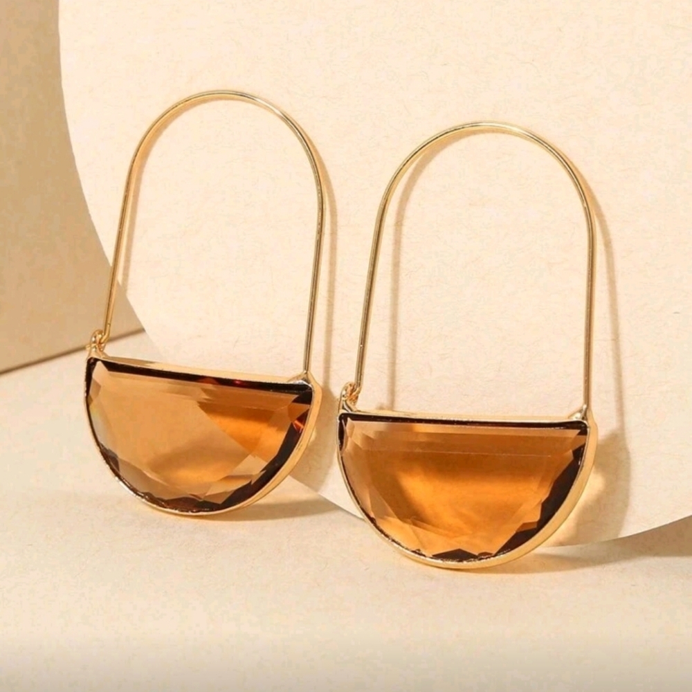 Minimalist amber/orange glass dangle earrings; nwot